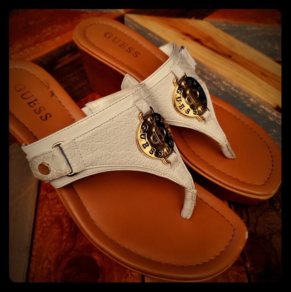 ⚠️ 2/$20 - GUC White Platform Wedge Sandals